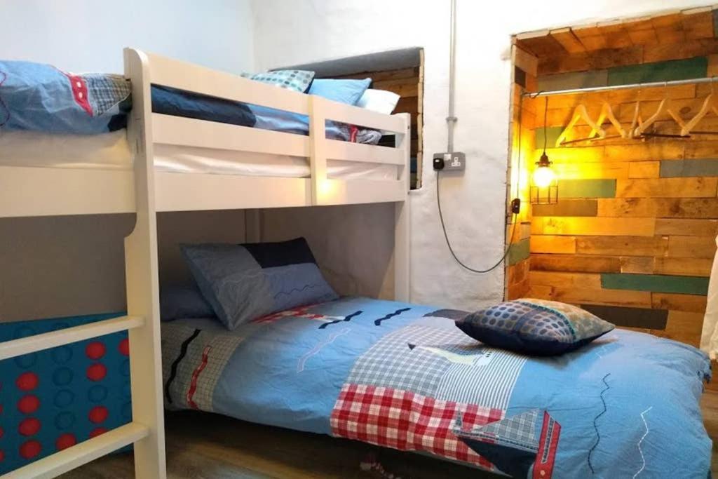 Cattle Shed Cottage 나버스 외부 사진